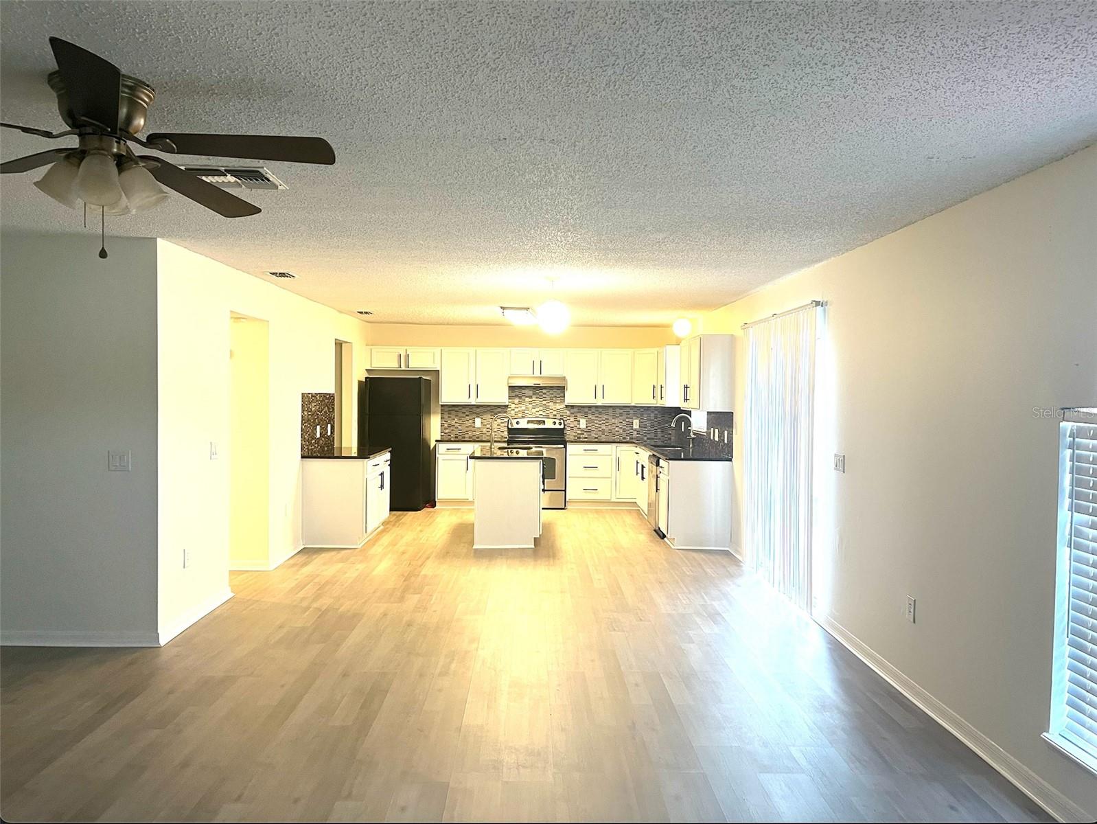 366 FAIRFIELD DR, SANFORD, FL, 32771