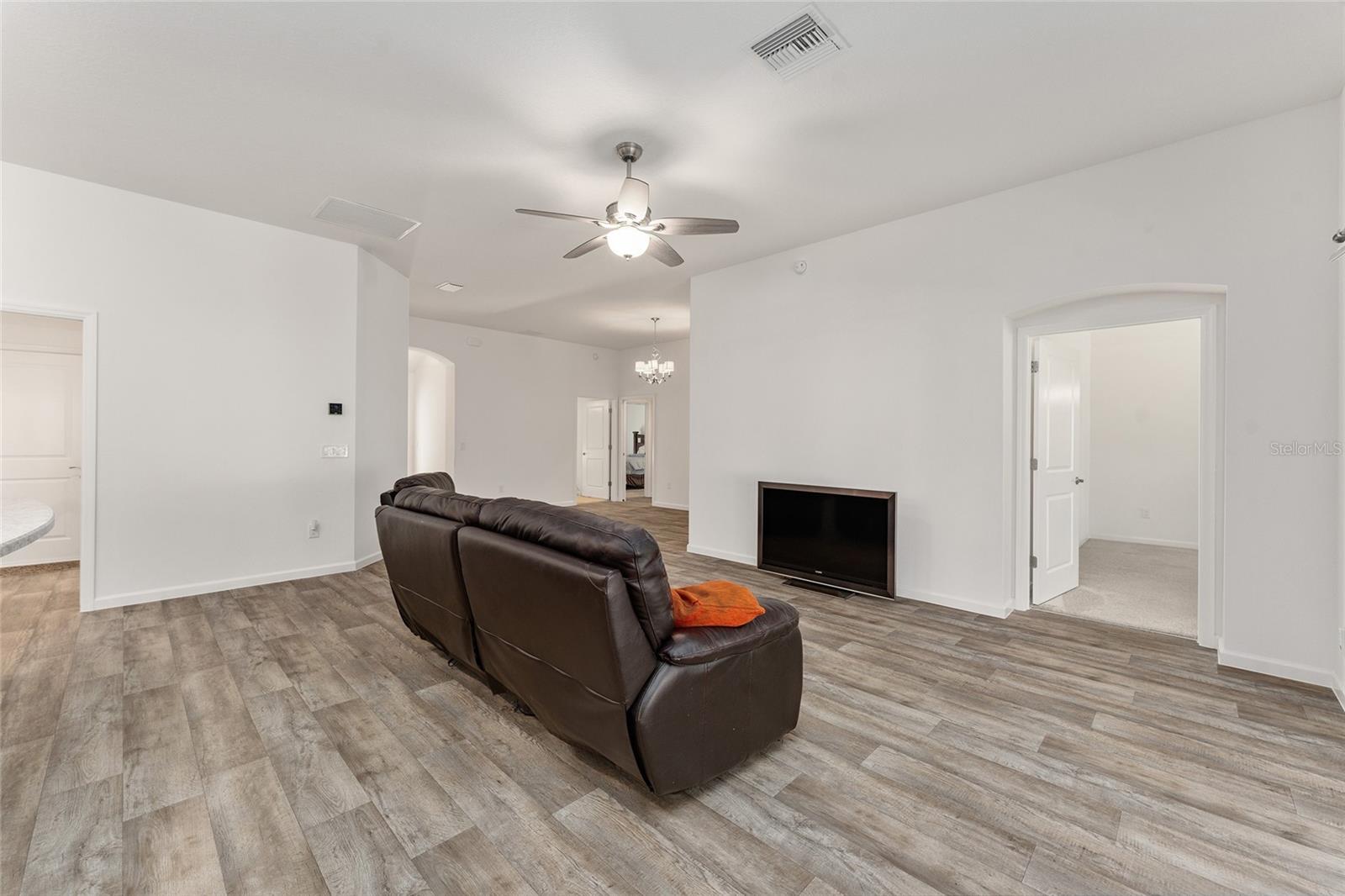 11394 ZIMMERMAN PATH, OXFORD, FL, 34484