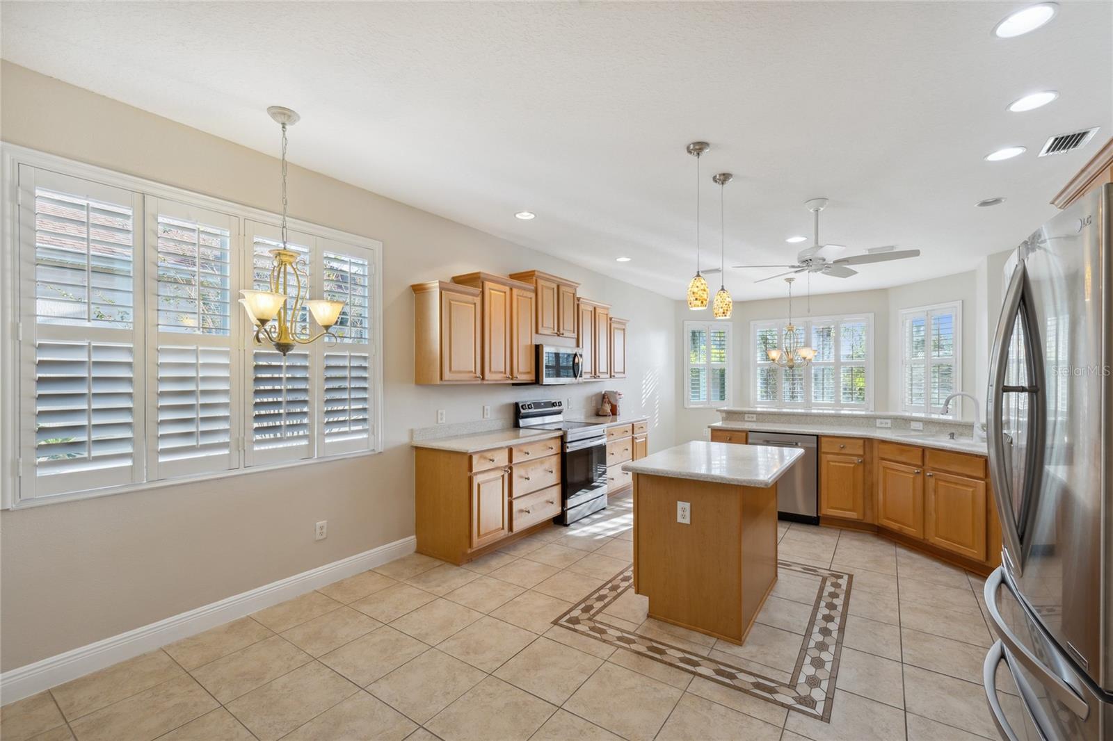 2003 RIDGE SPRING DR, THE VILLAGES, FL, 32162