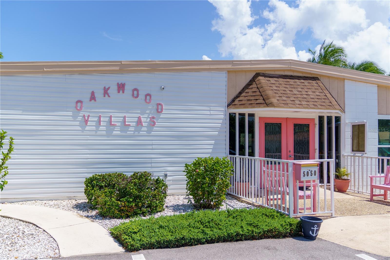 5055 LIVE OAK CIR, BRADENTON, FL, 34207