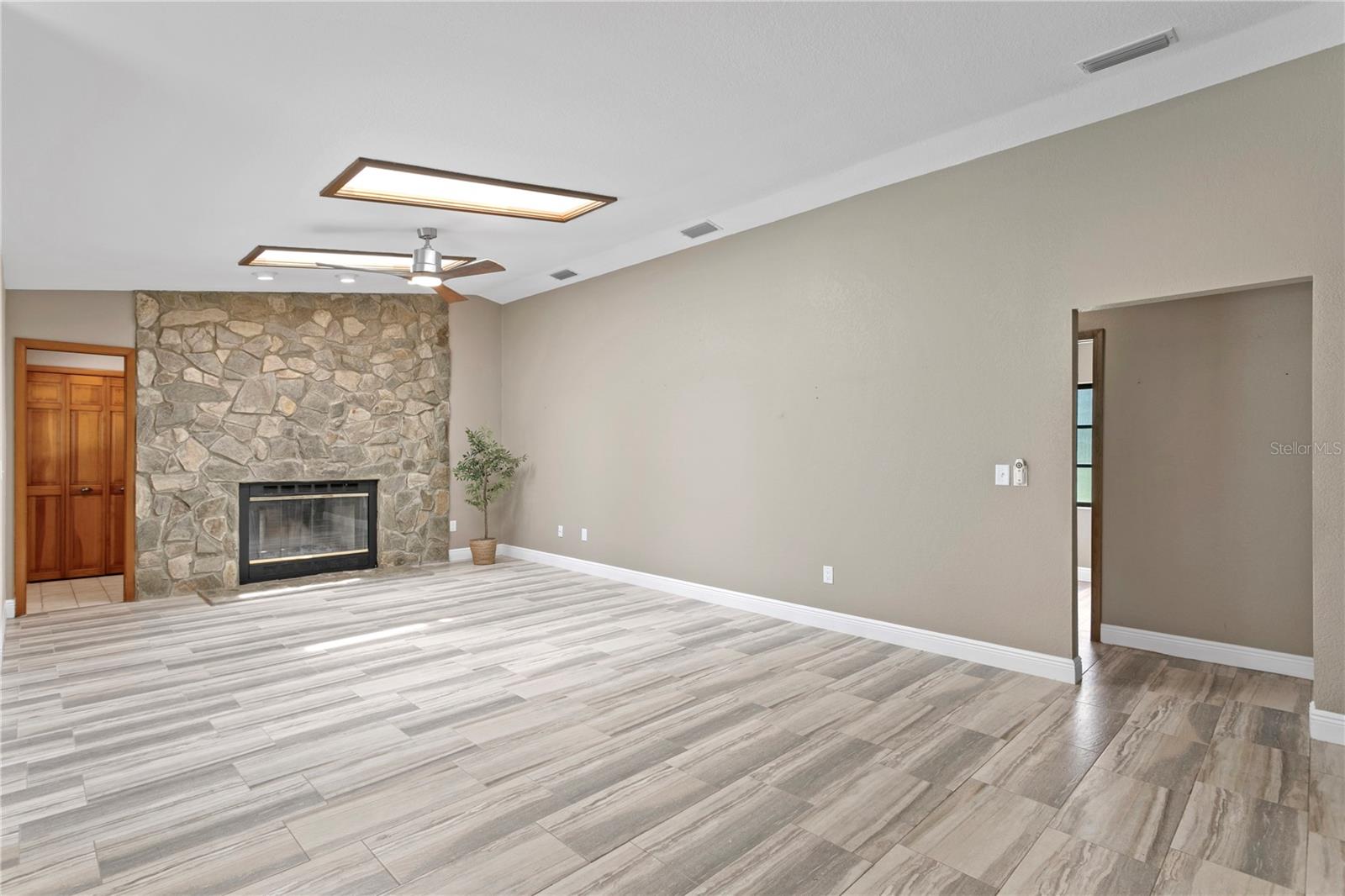 11603 INNFIELDS DR, ODESSA, FL, 33556