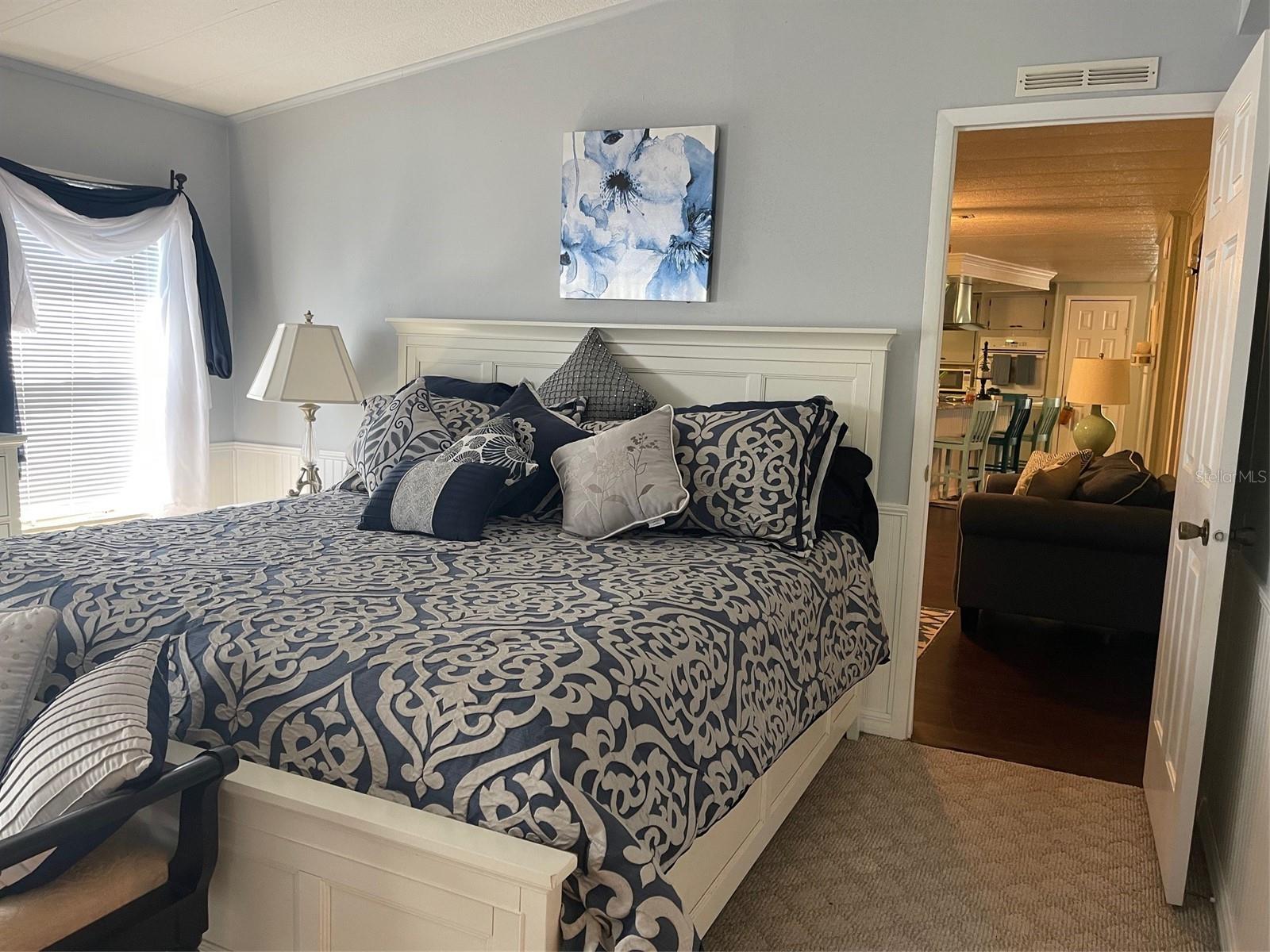 701 ROBIN LANE, WILDWOOD, FL, 34785