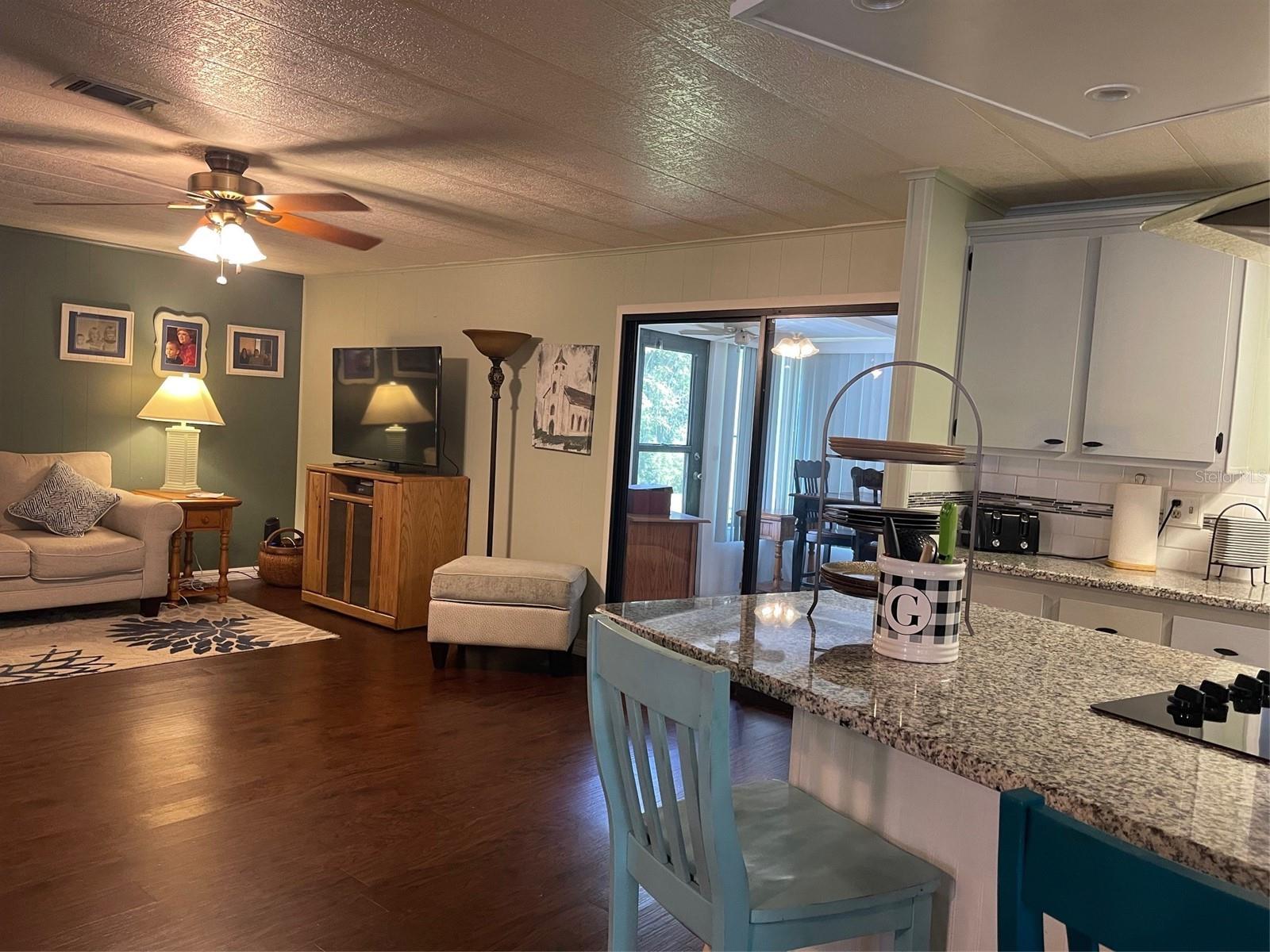 701 ROBIN LANE, WILDWOOD, FL, 34785