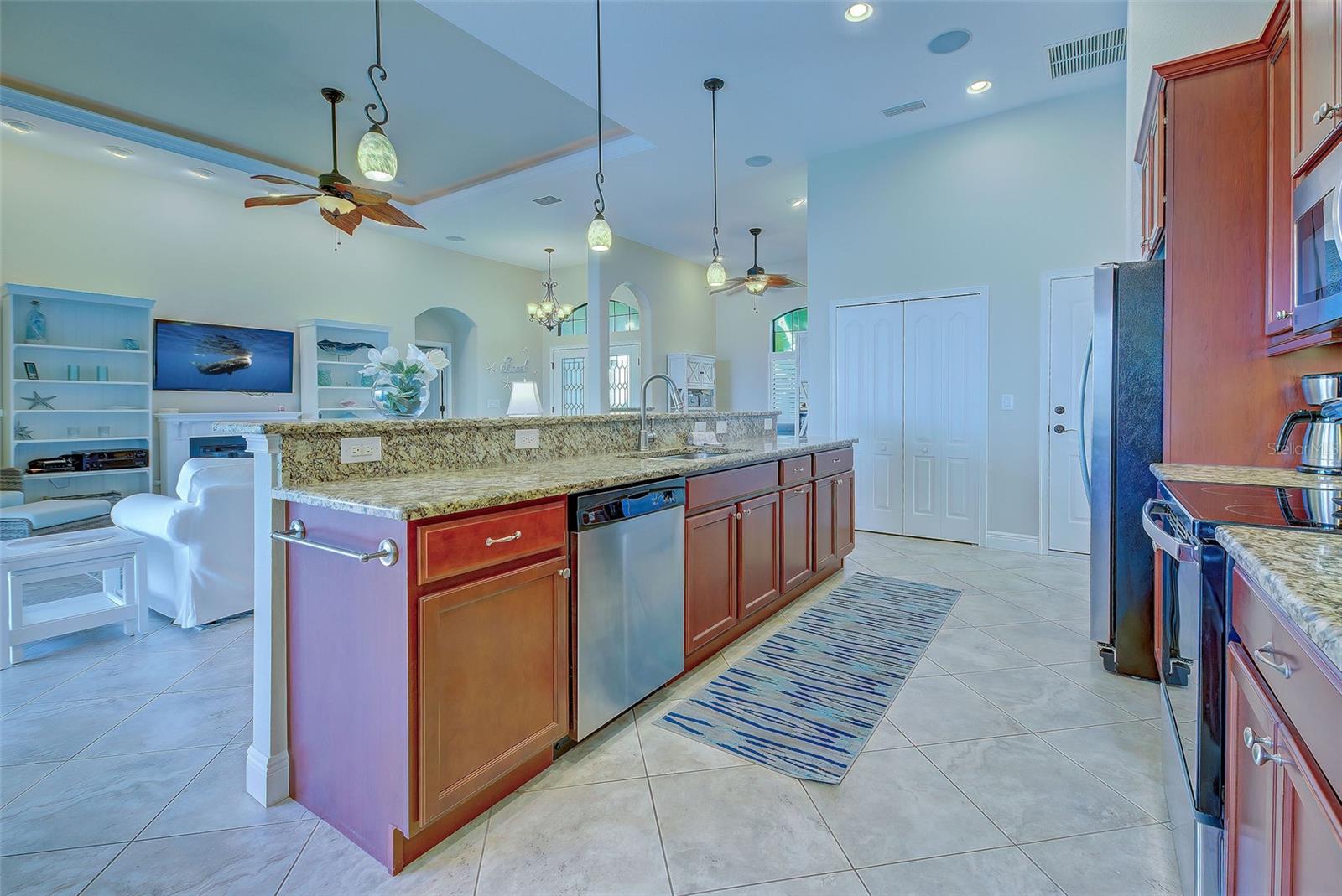 20 MATE CIR, PLACIDA, FL, 33946