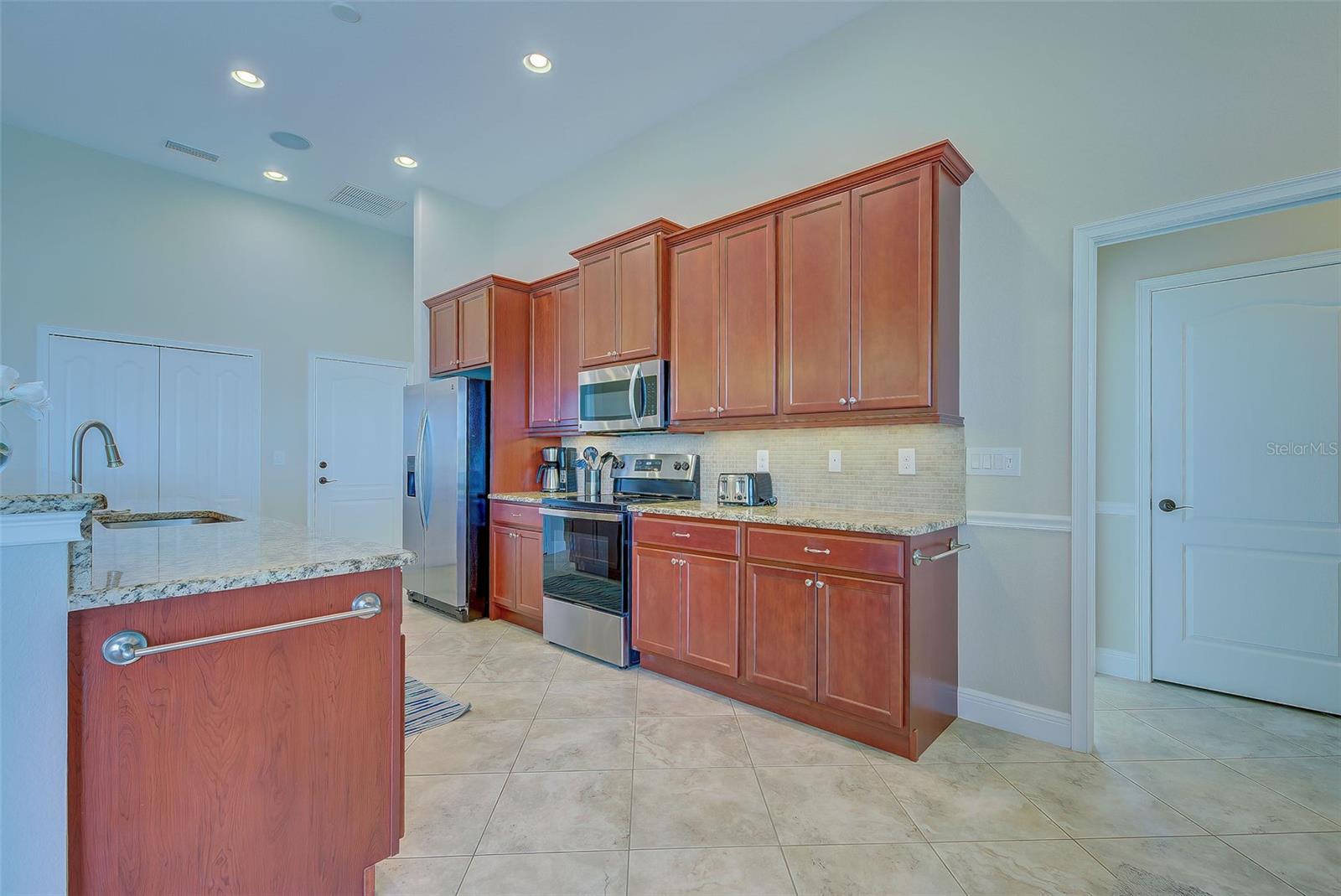 20 MATE CIR, PLACIDA, FL, 33946