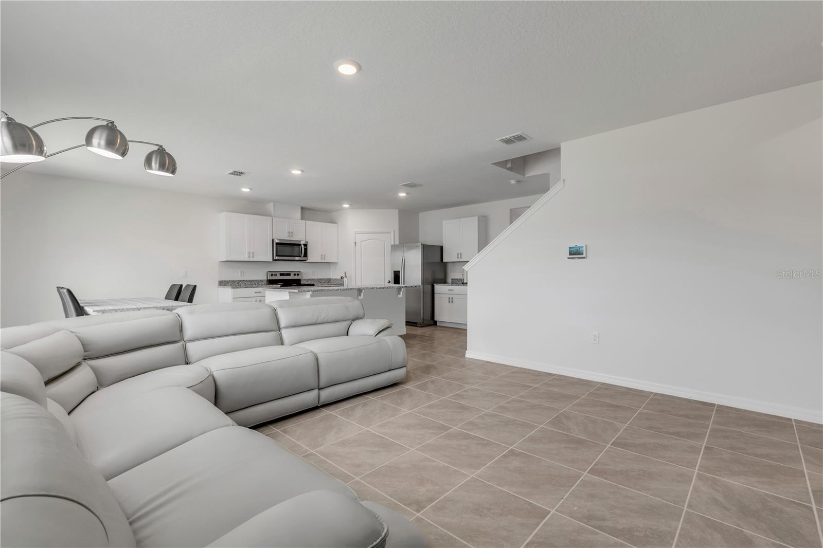 1341 MIDDLE LAKE DR, ORMOND BEACH, FL, 32174