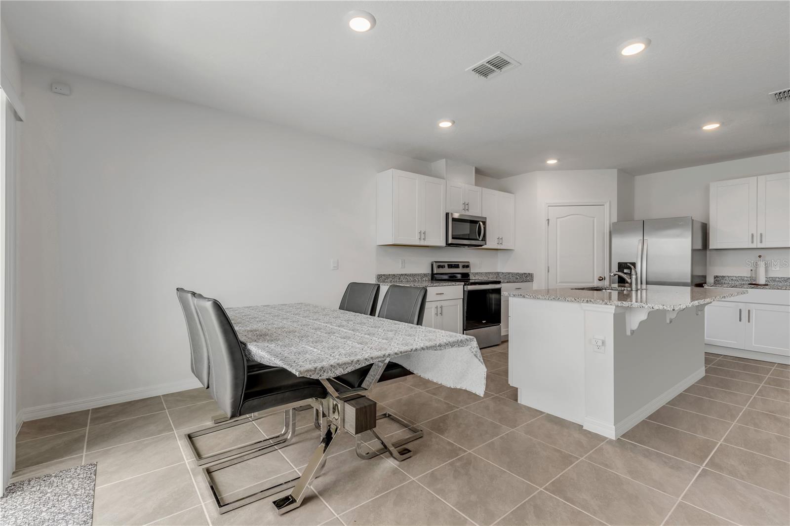 1341 MIDDLE LAKE DR, ORMOND BEACH, FL, 32174