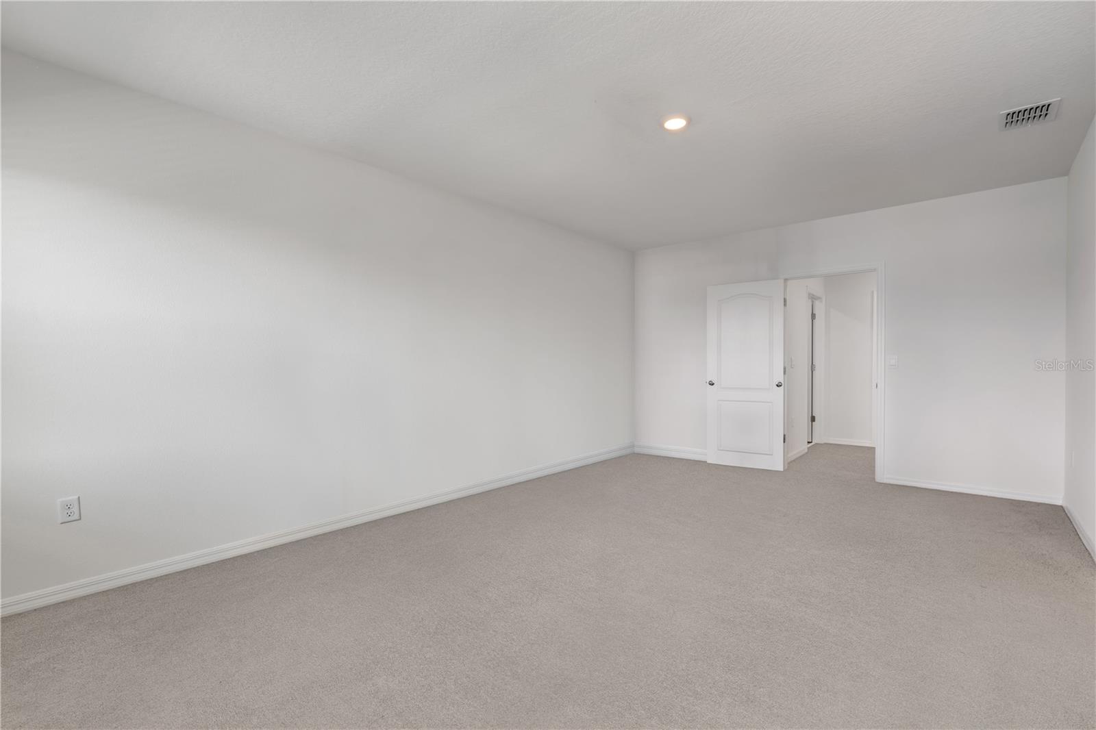 1341 MIDDLE LAKE DR, ORMOND BEACH, FL, 32174
