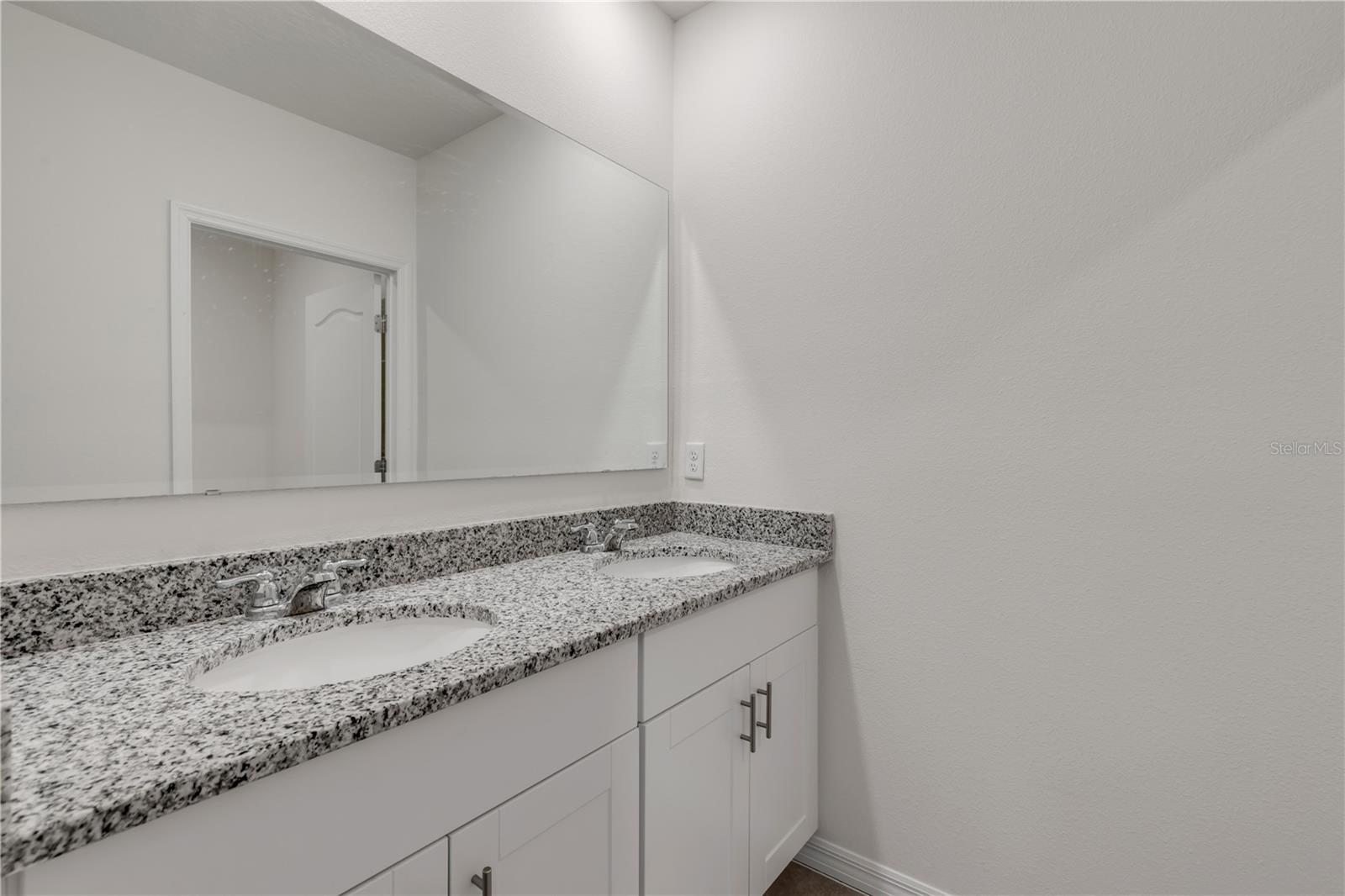 1341 MIDDLE LAKE DR, ORMOND BEACH, FL, 32174