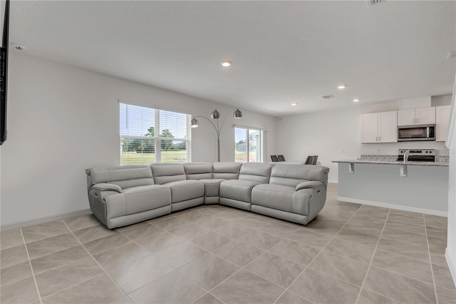 1341 MIDDLE LAKE DR, ORMOND BEACH, FL, 32174