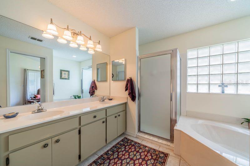 1618 NANTUCKET DR, SUN CITY CENTER, FL, 33573