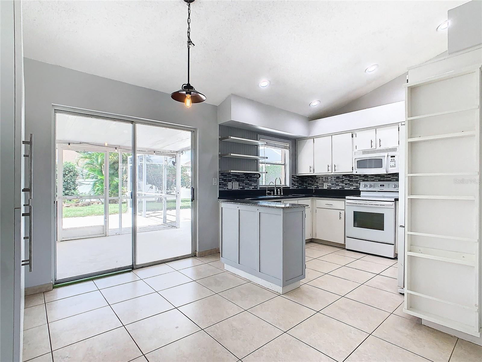 5634 LOMA VISTA CT, DAVENPORT, FL, 33896