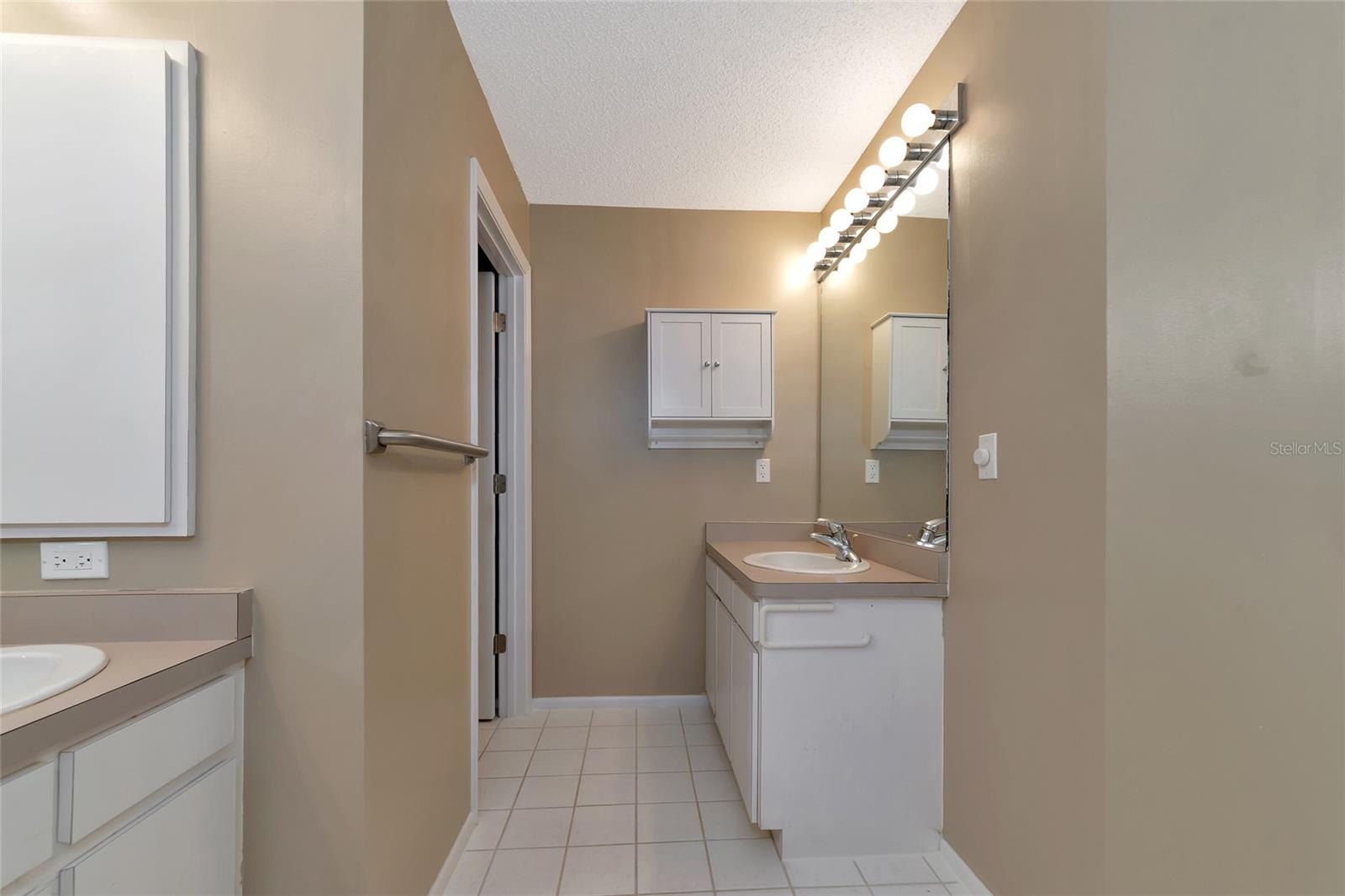 5333 KELLY DR #6, SARASOTA, FL, 34233