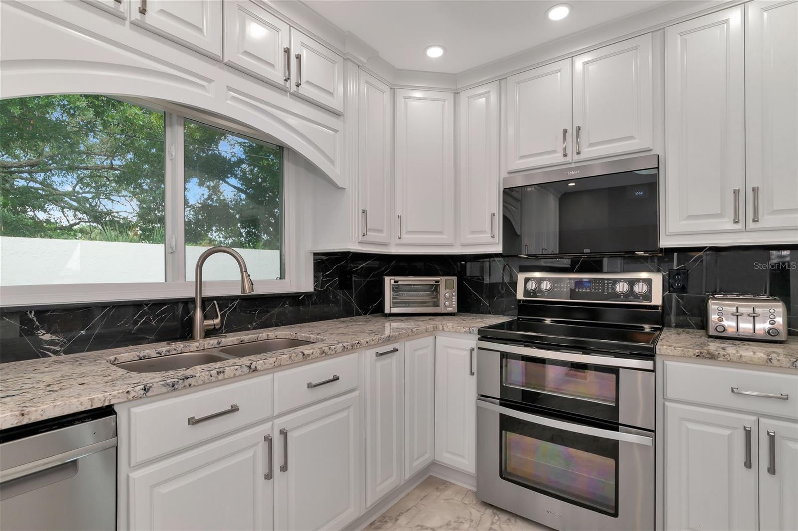 5333 KELLY DR #6, SARASOTA, FL, 34233