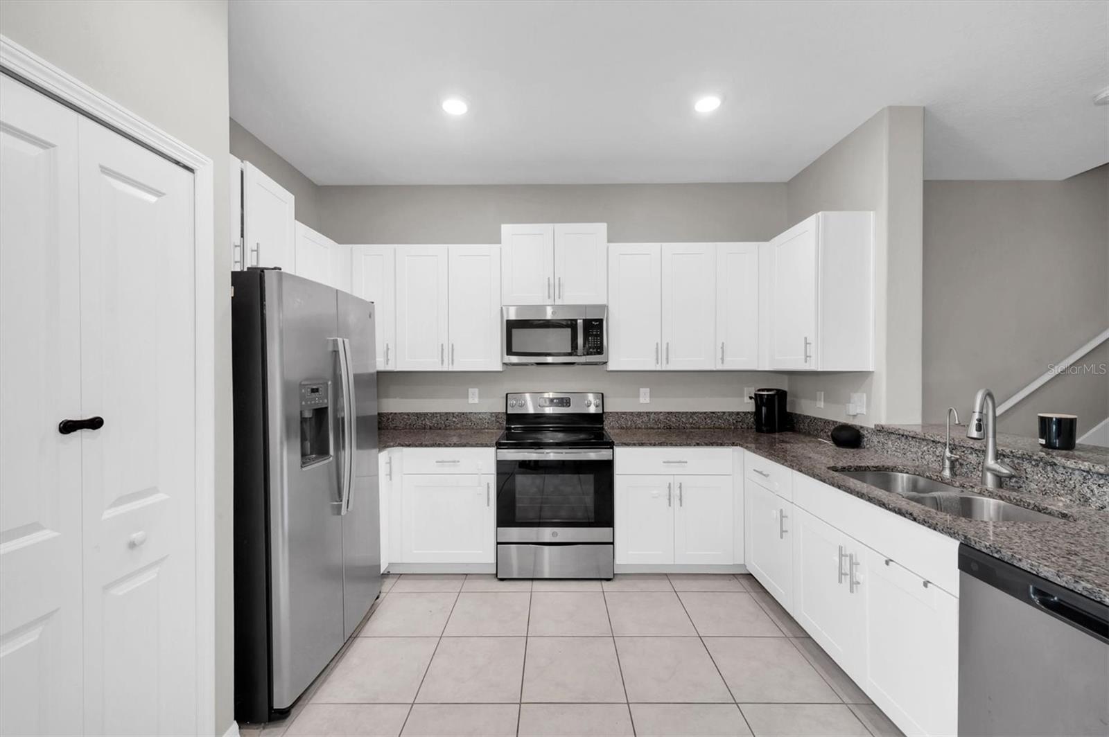 9623 MULBERRY MARSH LN, SUN CITY CENTER, FL, 33573