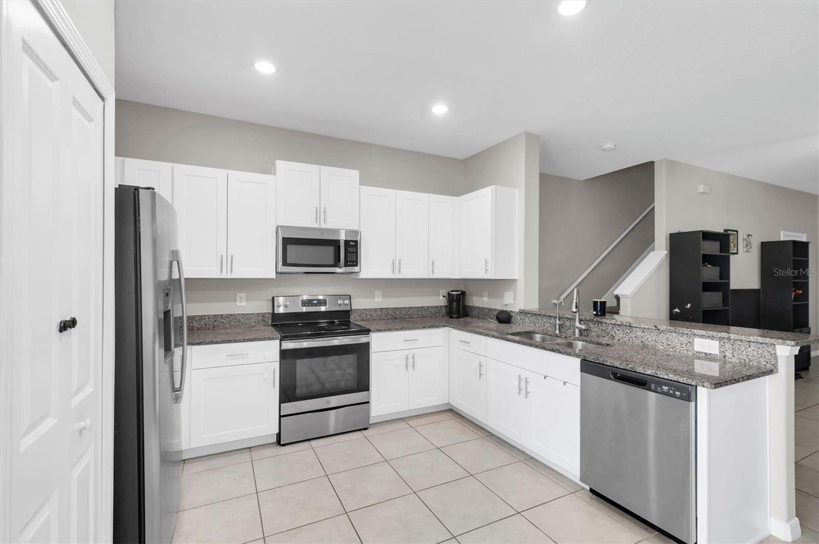 9623 MULBERRY MARSH LN, SUN CITY CENTER, FL, 33573