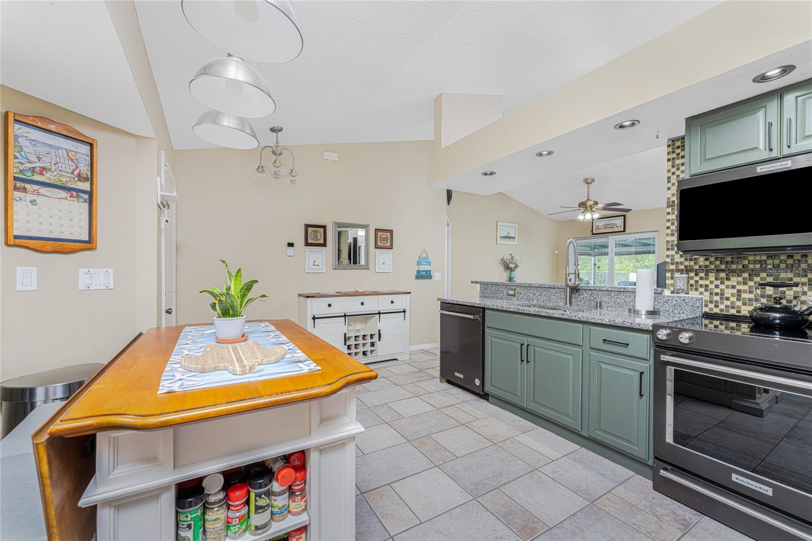 1267 N CRANBERRY BLVD, NORTH PORT, FL, 34286