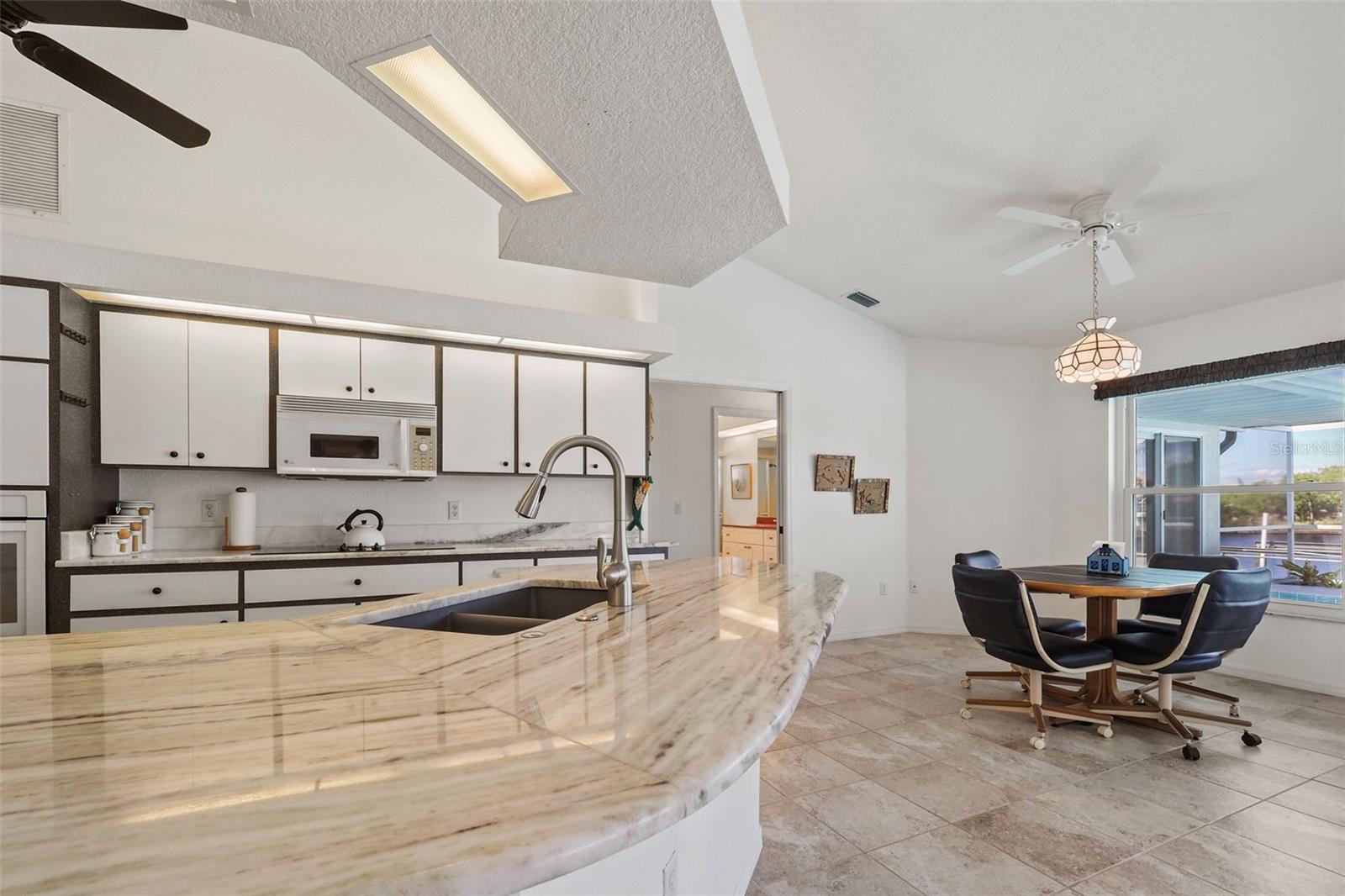 15418 ALCOVE CIR, PORT CHARLOTTE, FL, 33981