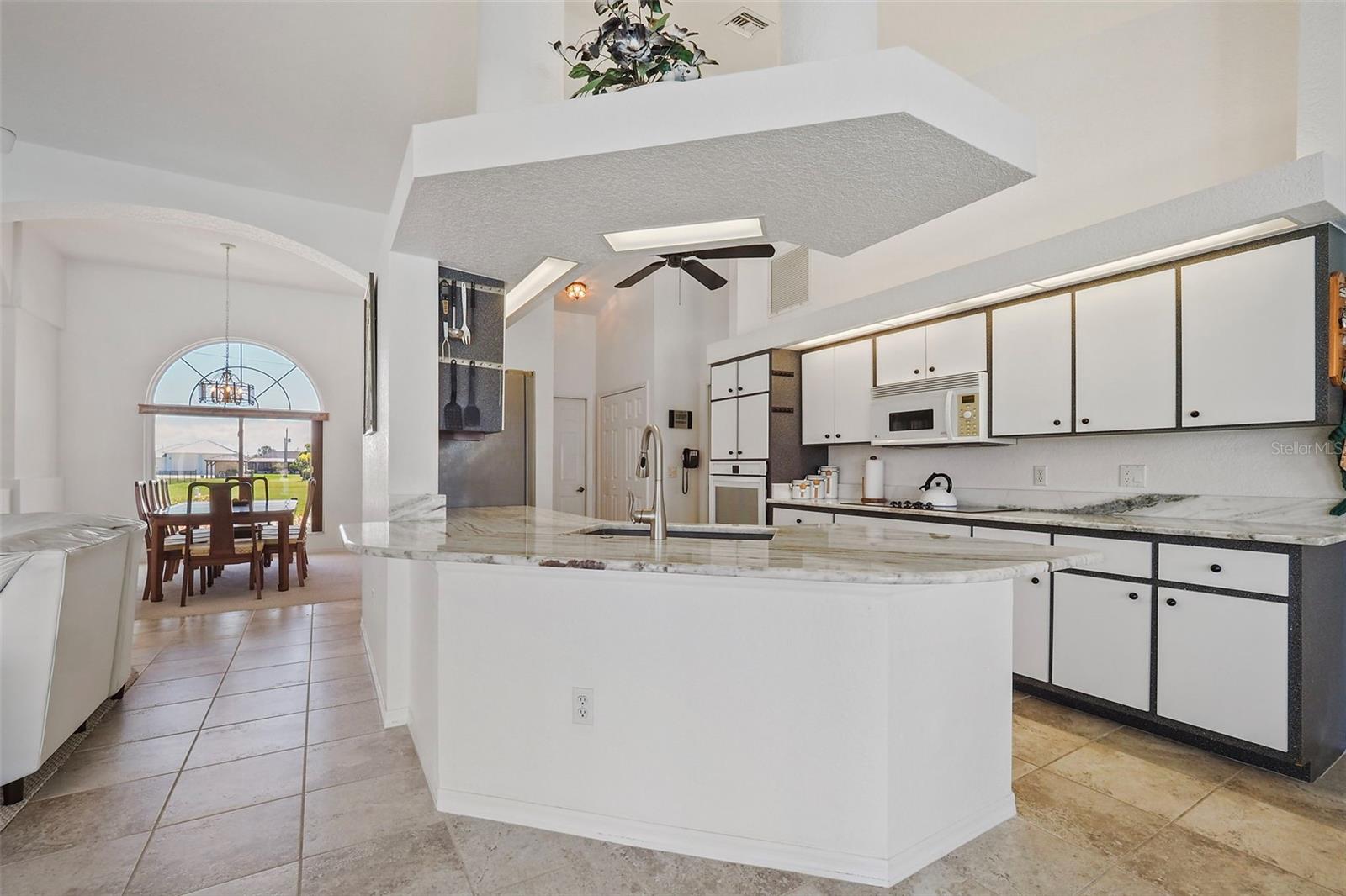 15418 ALCOVE CIR, PORT CHARLOTTE, FL, 33981