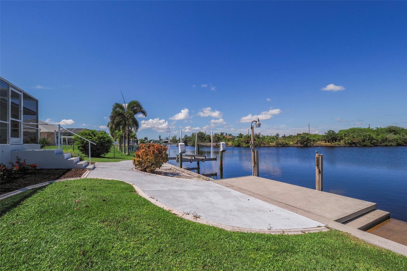 15418 ALCOVE CIR, PORT CHARLOTTE, FL, 33981