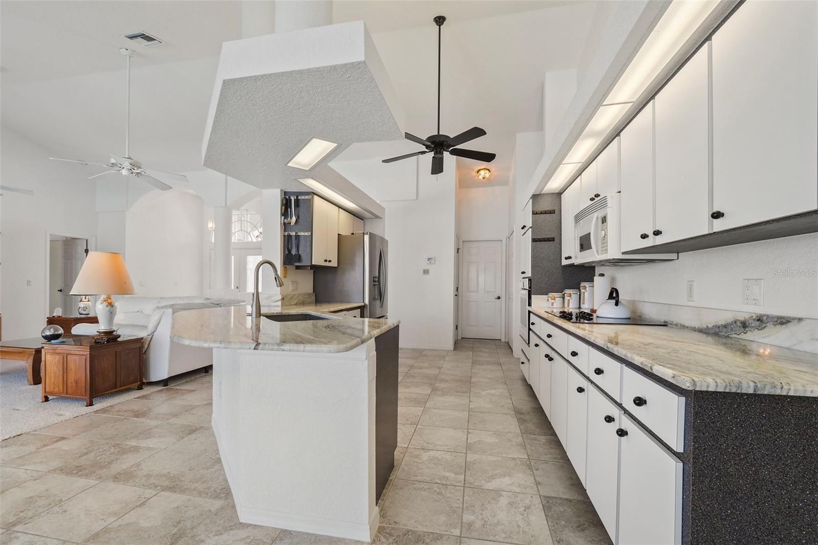 15418 ALCOVE CIR, PORT CHARLOTTE, FL, 33981