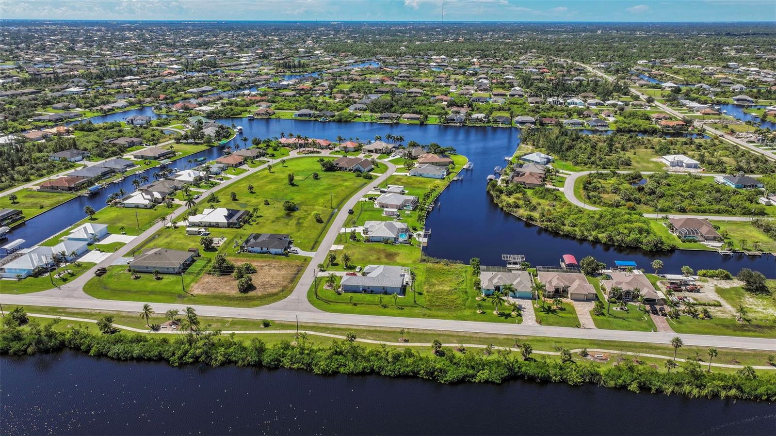 15418 ALCOVE CIR, PORT CHARLOTTE, FL, 33981