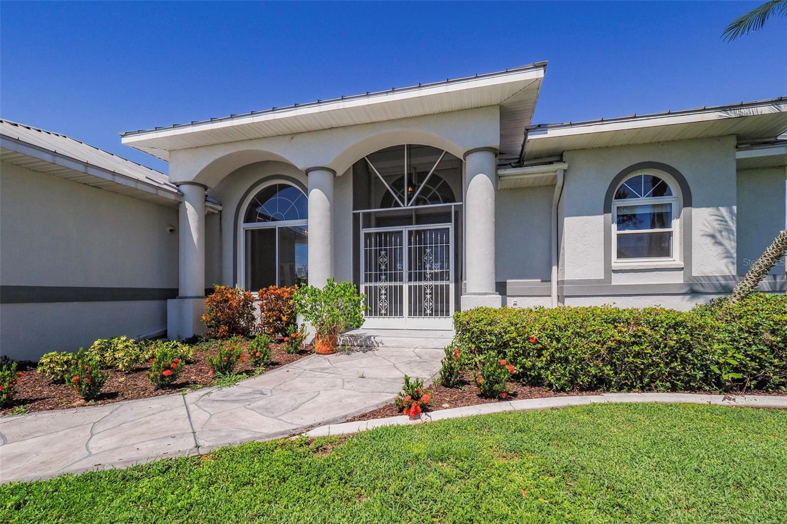 15418 ALCOVE CIR, PORT CHARLOTTE, FL, 33981