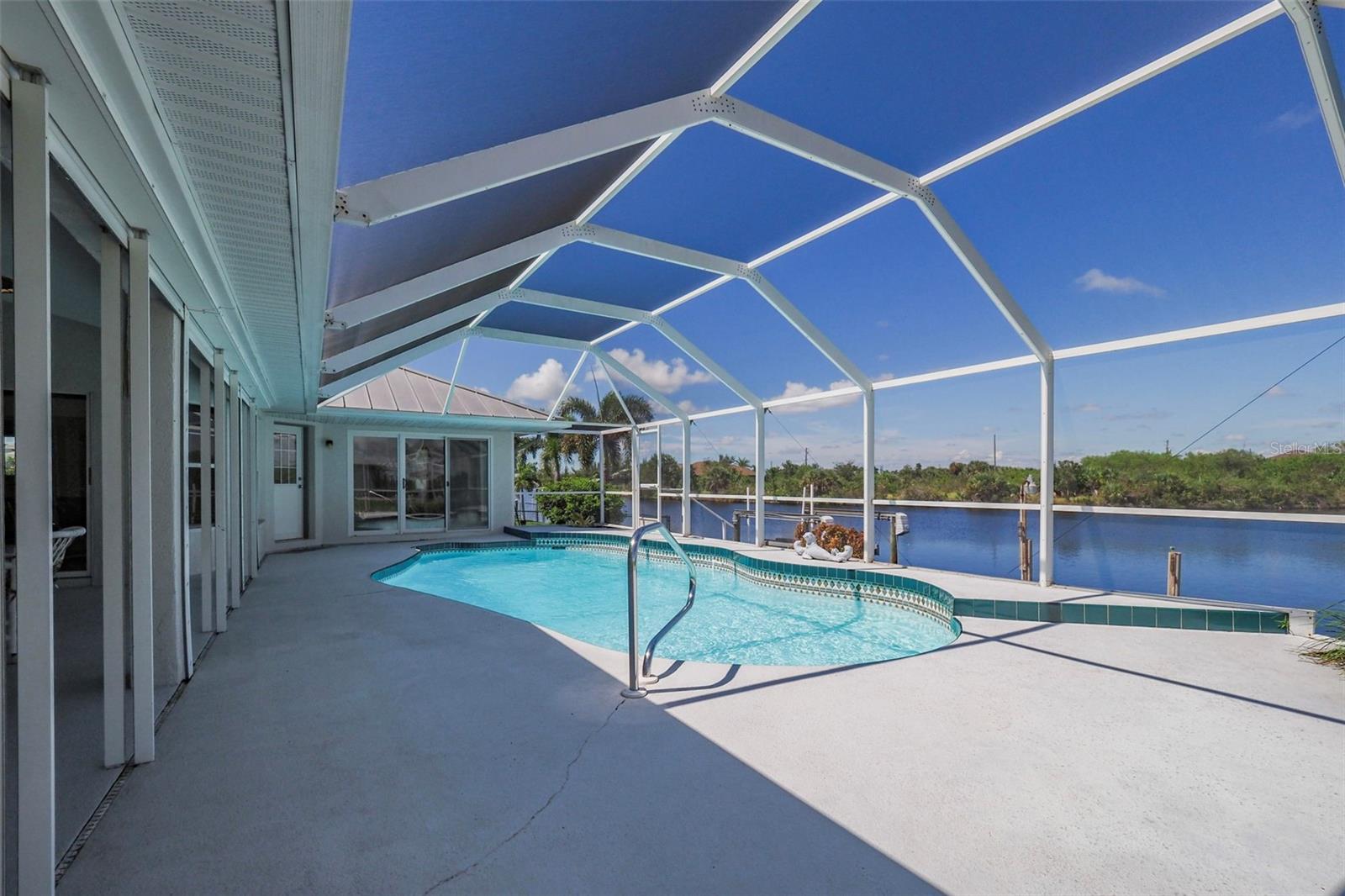 15418 ALCOVE CIR, PORT CHARLOTTE, FL, 33981