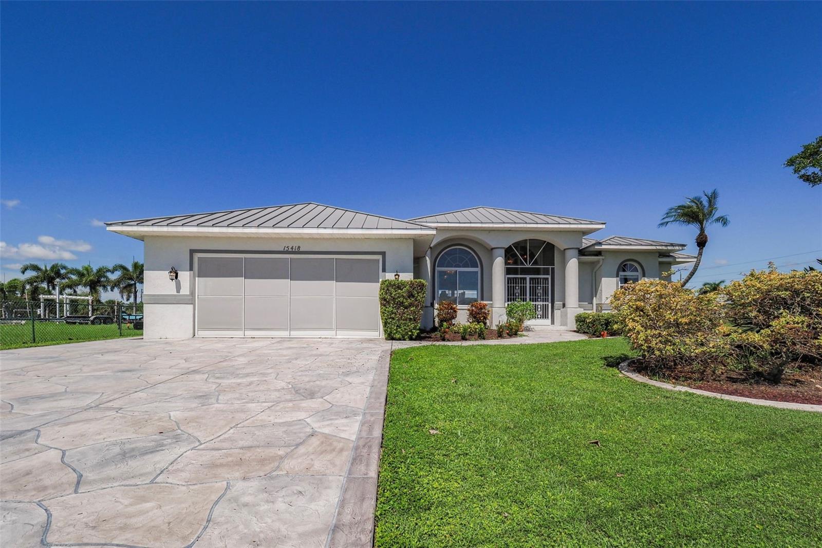 15418 ALCOVE CIR, PORT CHARLOTTE, FL, 33981