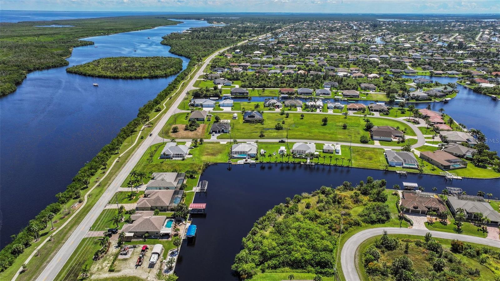15418 ALCOVE CIR, PORT CHARLOTTE, FL, 33981