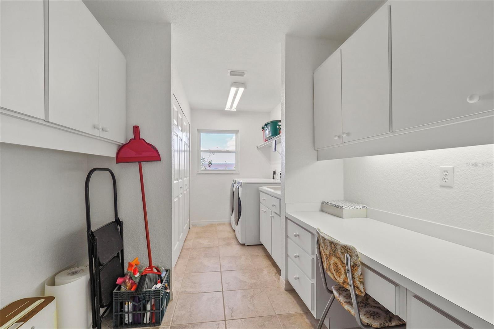 15418 ALCOVE CIR, PORT CHARLOTTE, FL, 33981