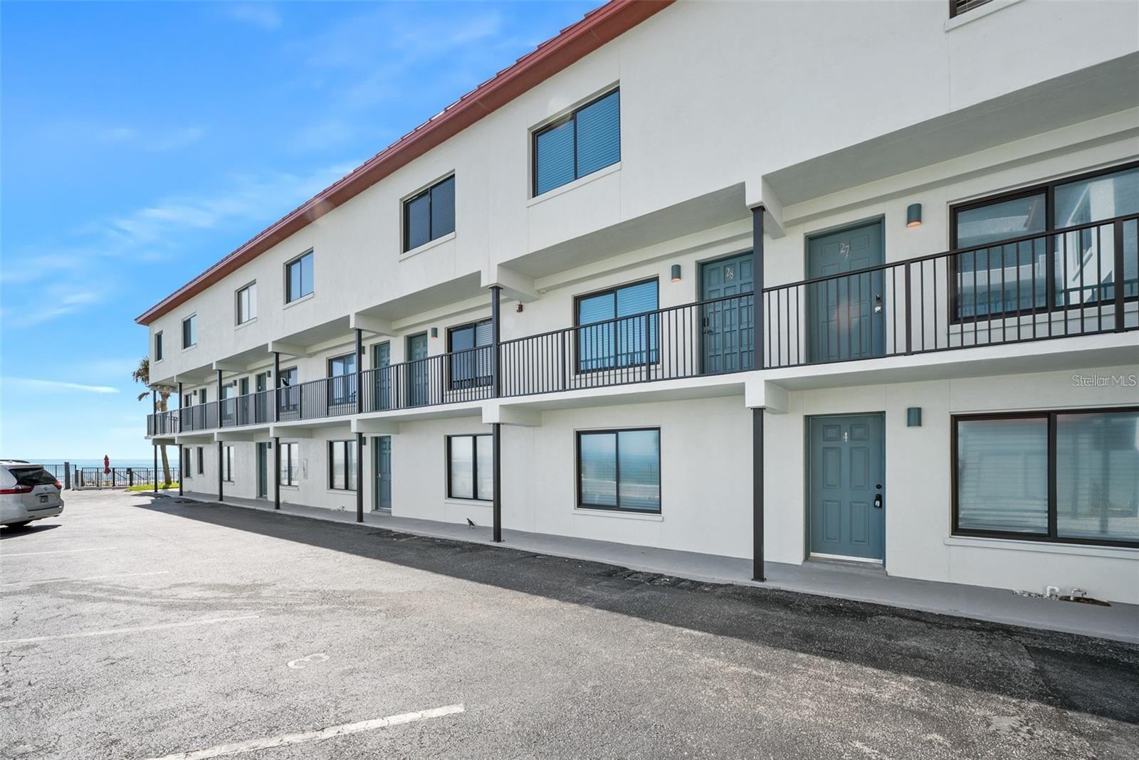 1404 N ATLANTIC AVE #4, DAYTONA BEACH, FL, 32118