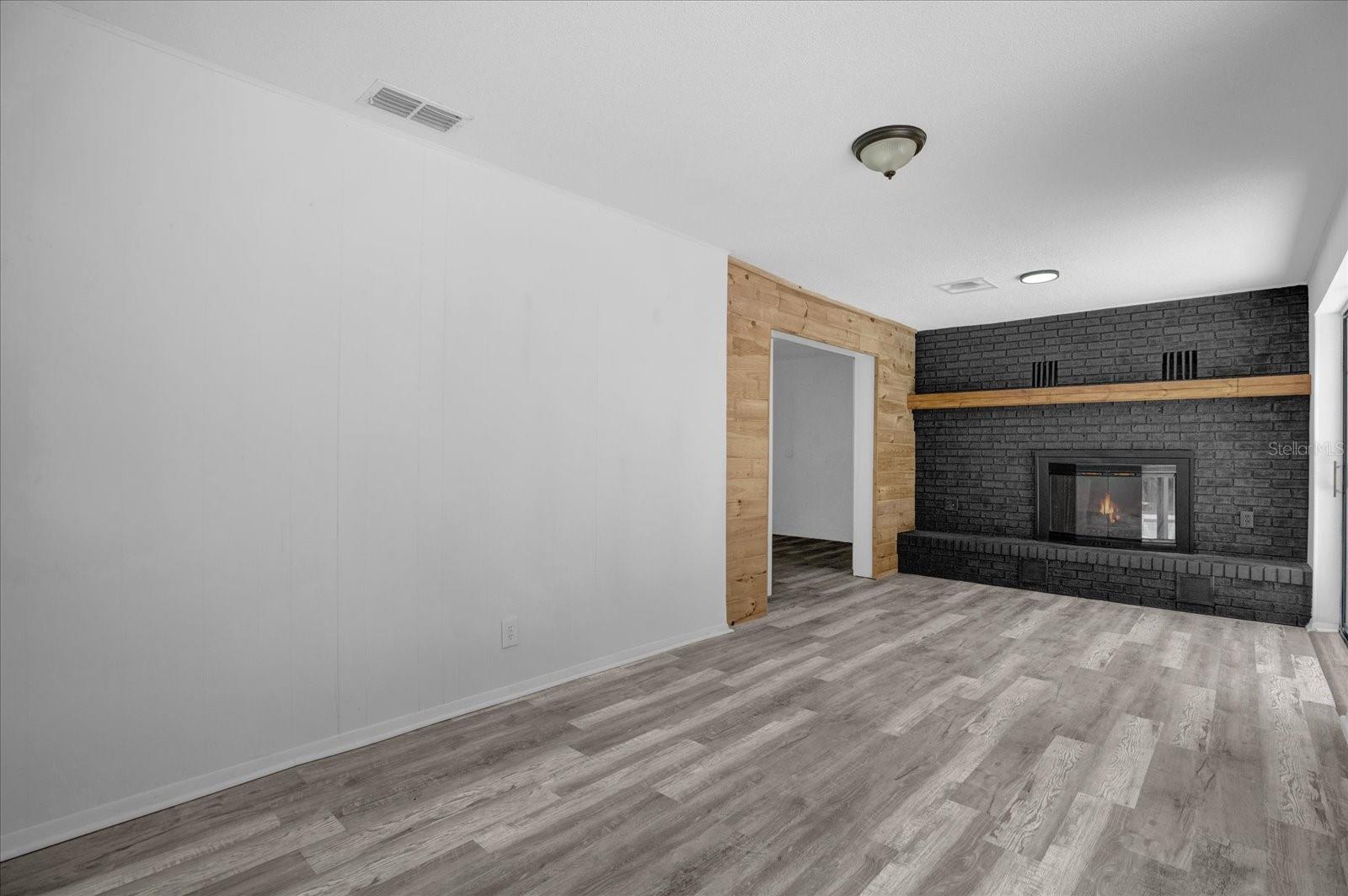 2548 YALE RD, SOUTH DAYTONA, FL, 32119