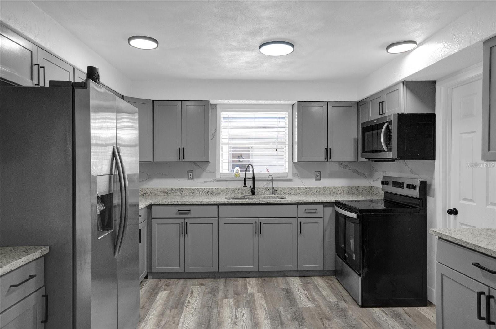 2548 YALE RD, SOUTH DAYTONA, FL, 32119