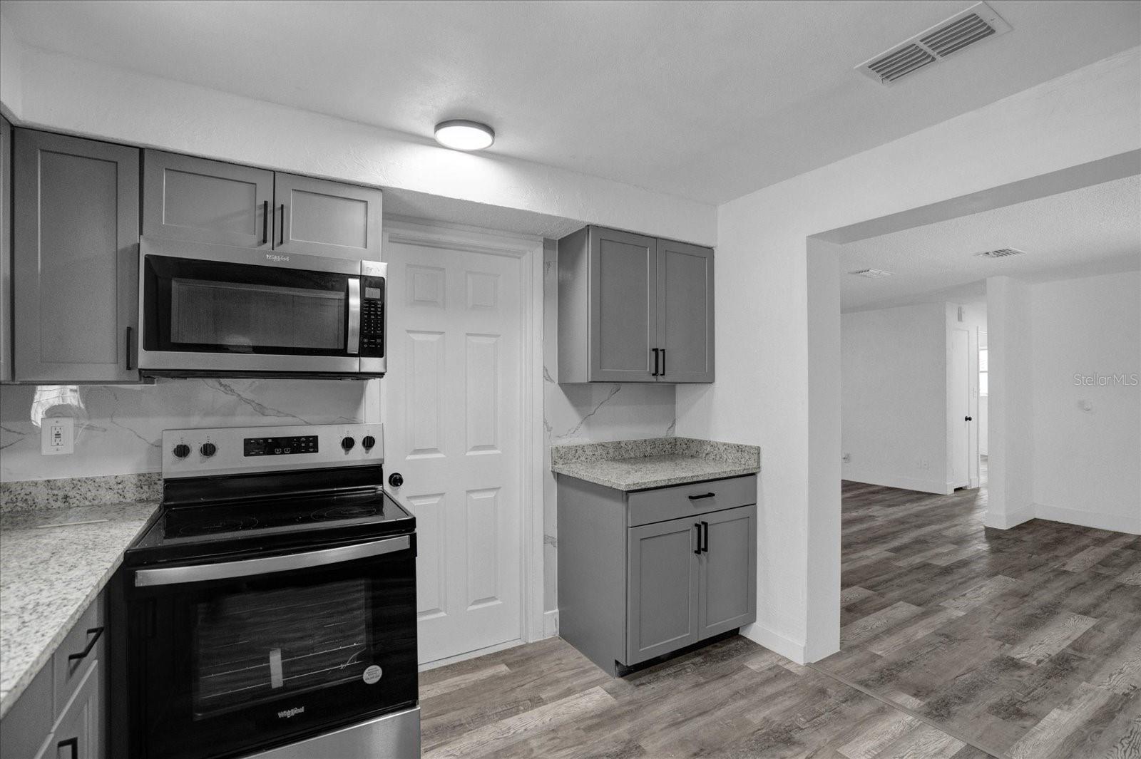 2548 YALE RD, SOUTH DAYTONA, FL, 32119