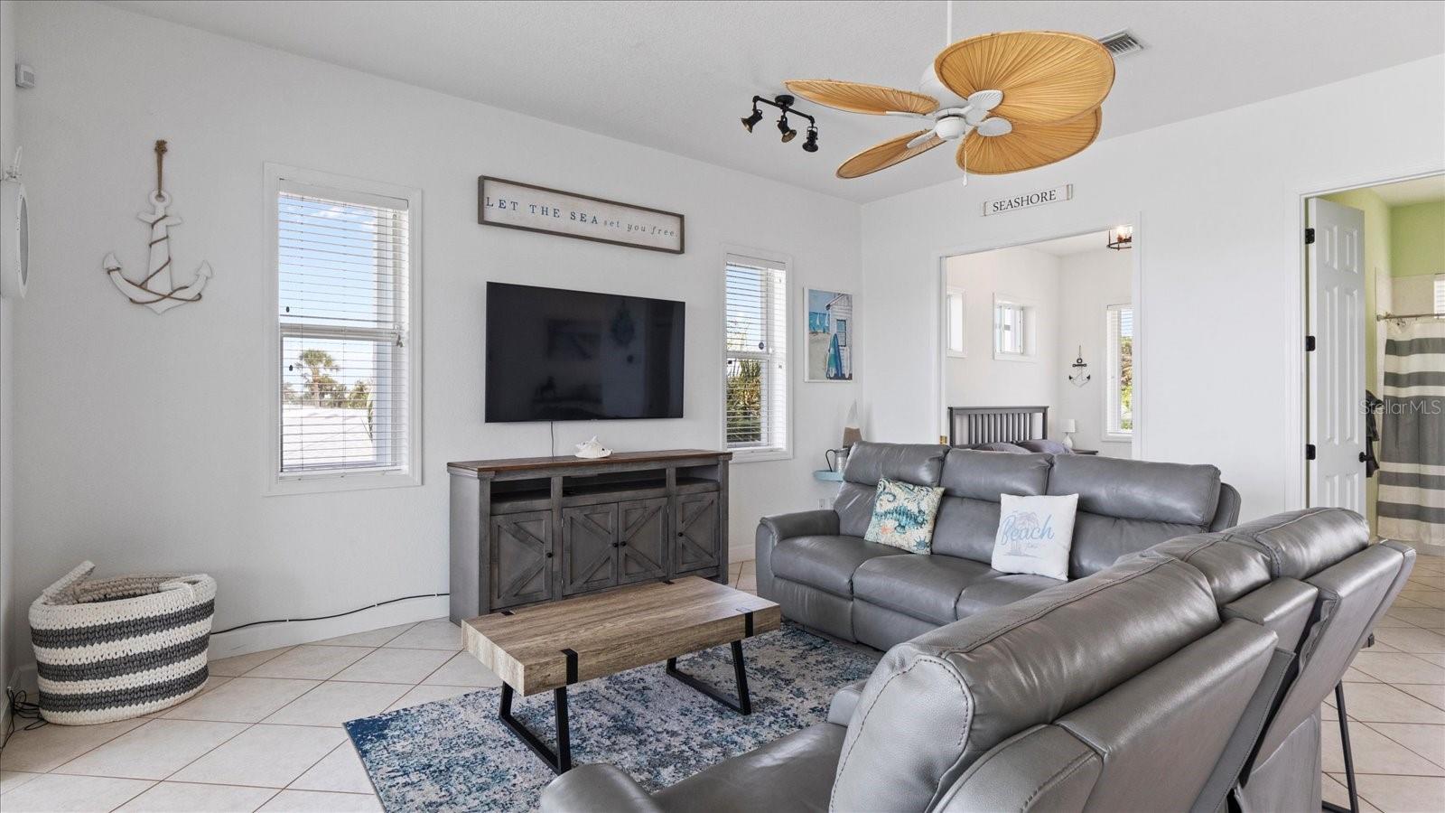 1380 AQUA VIEW LN, ENGLEWOOD, FL, 34223