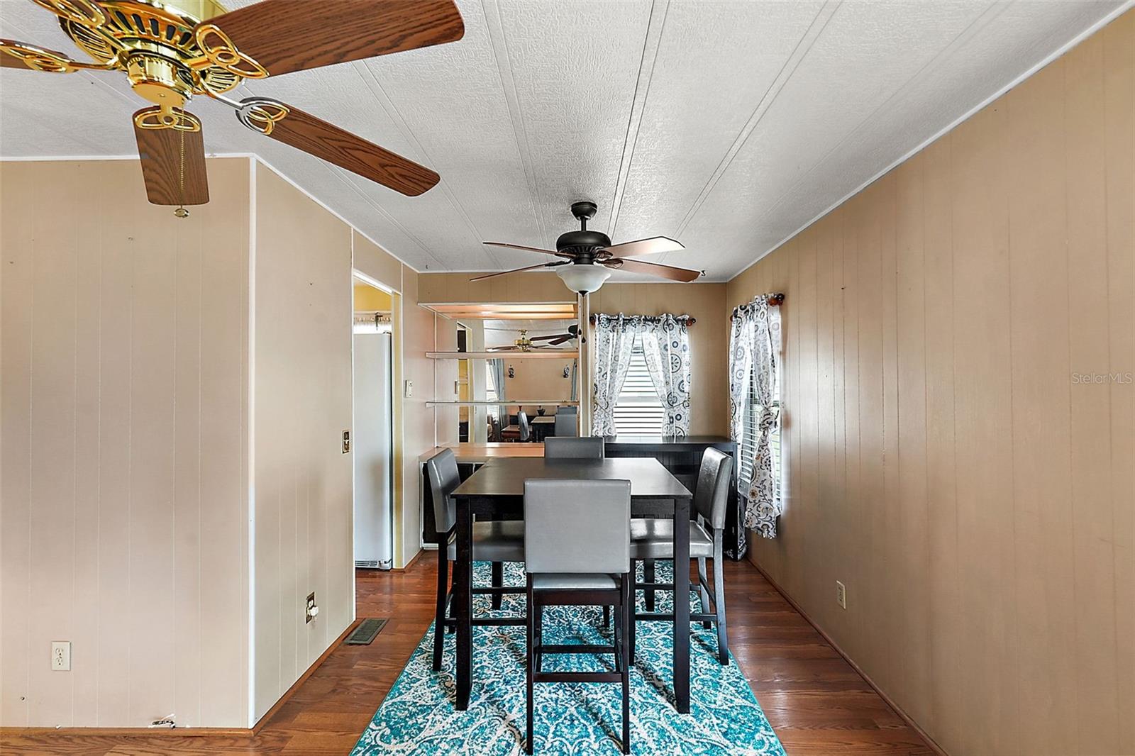 212 PARADISE S, LEESBURG, FL, 34788