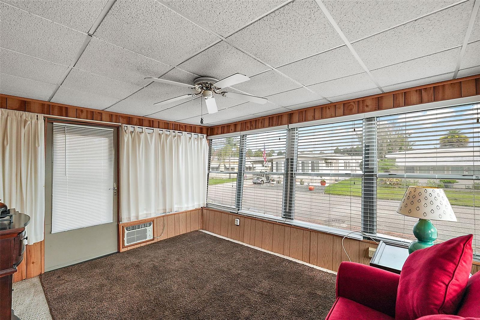 212 PARADISE S, LEESBURG, FL, 34788