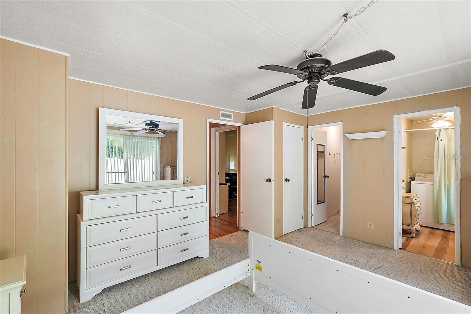 212 PARADISE S, LEESBURG, FL, 34788