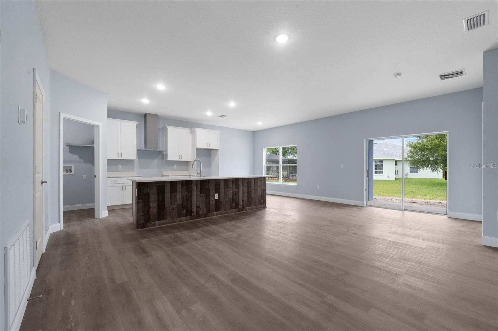 5623 ANGELO CIR, SEBRING, FL, 33872