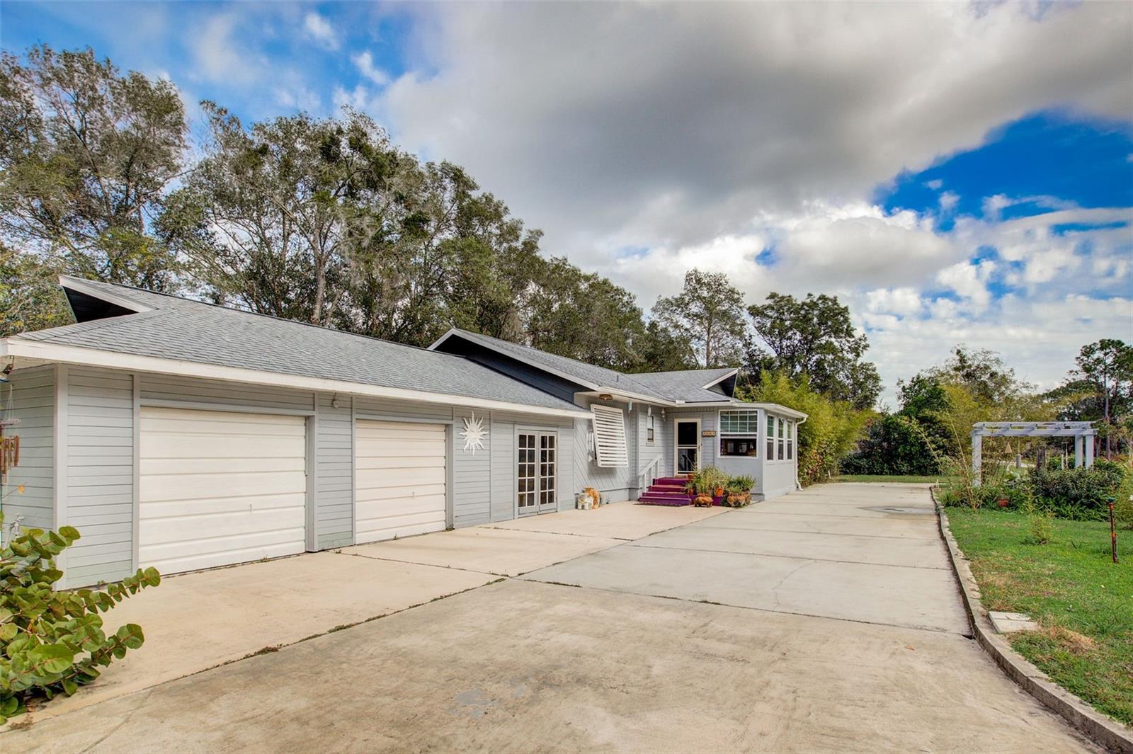 2561 GLEN DR, NEW SMYRNA BEACH, FL, 32168