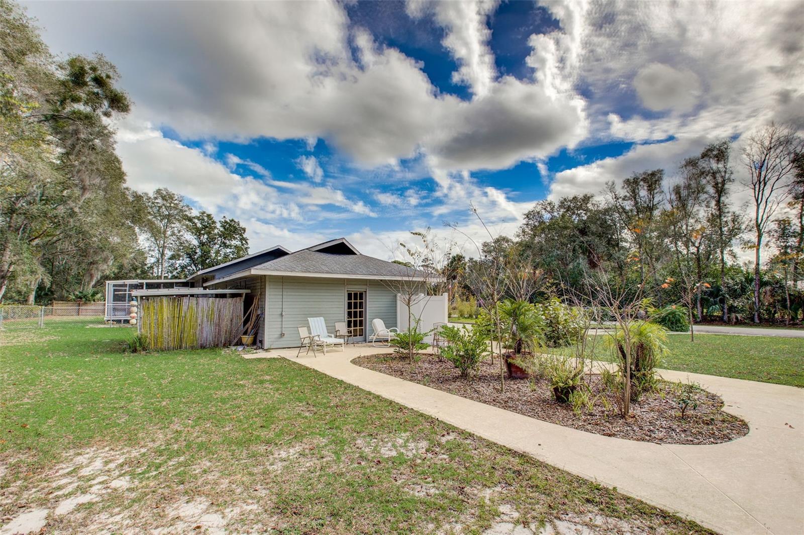 2561 GLEN DR, NEW SMYRNA BEACH, FL, 32168