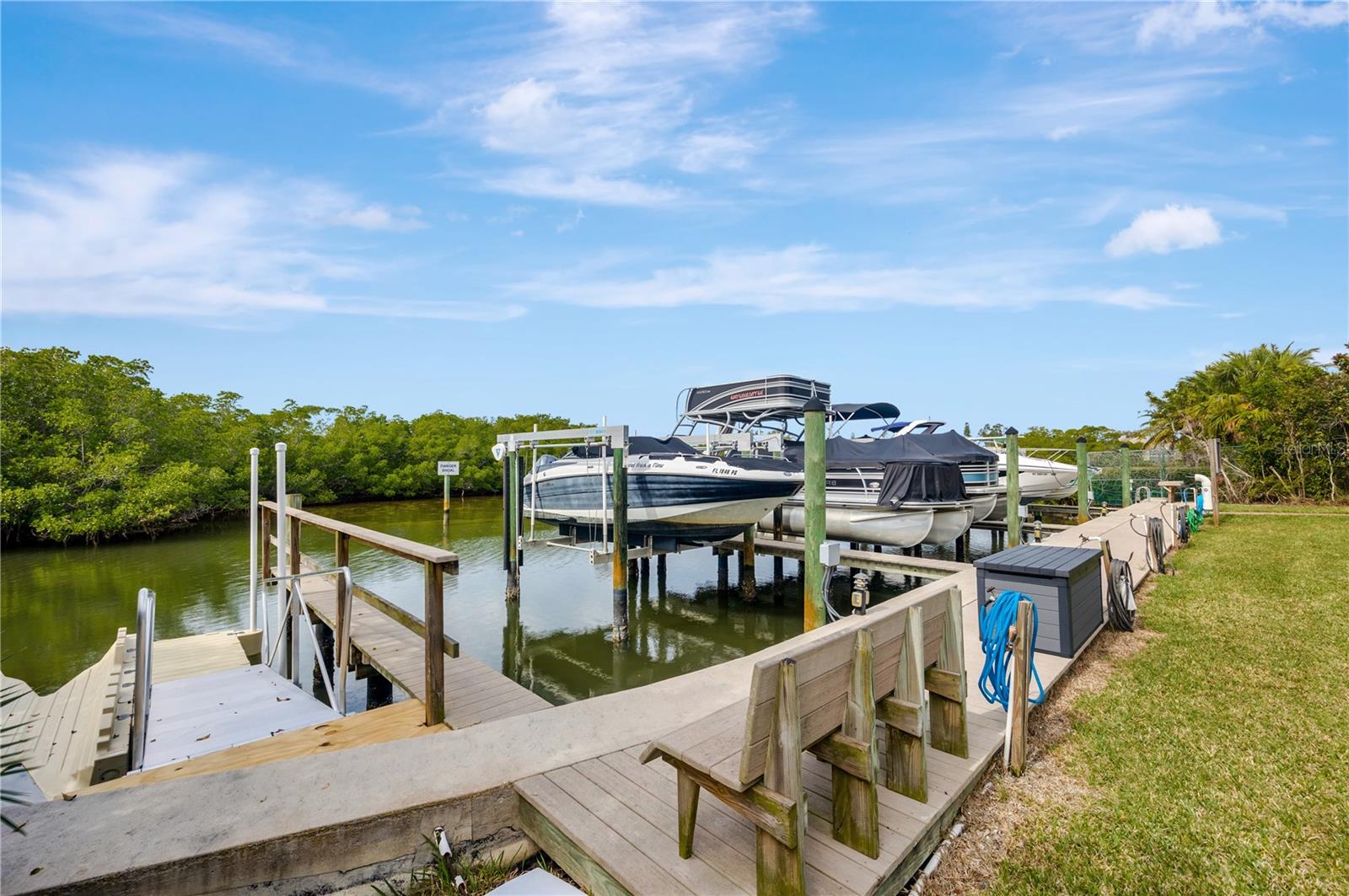1750 ASSISI DR #6, SARASOTA, FL, 34231