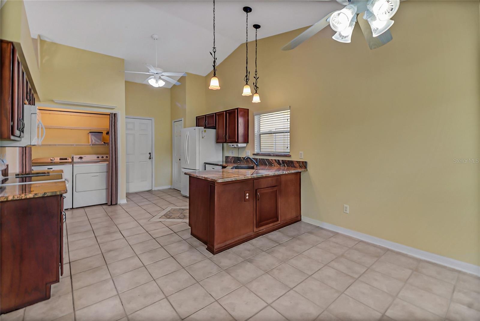 3912 PLANTATION BLVD, LEESBURG, FL, 34748