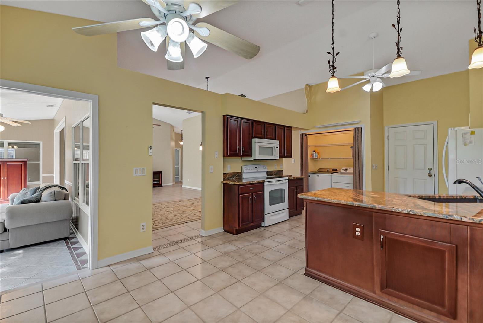 3912 PLANTATION BLVD, LEESBURG, FL, 34748