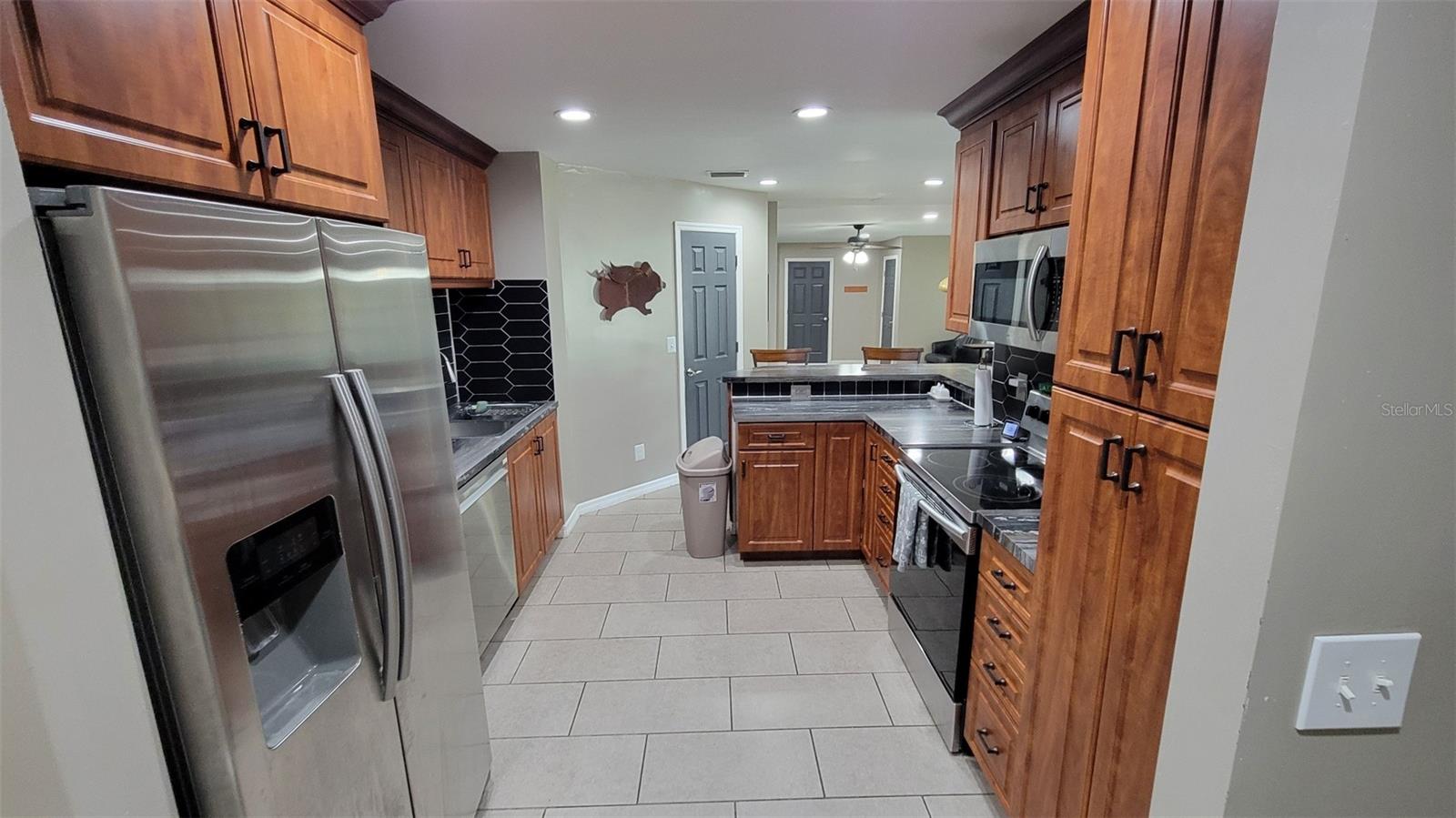 8013 N OLA AVE, TAMPA, FL, 33604