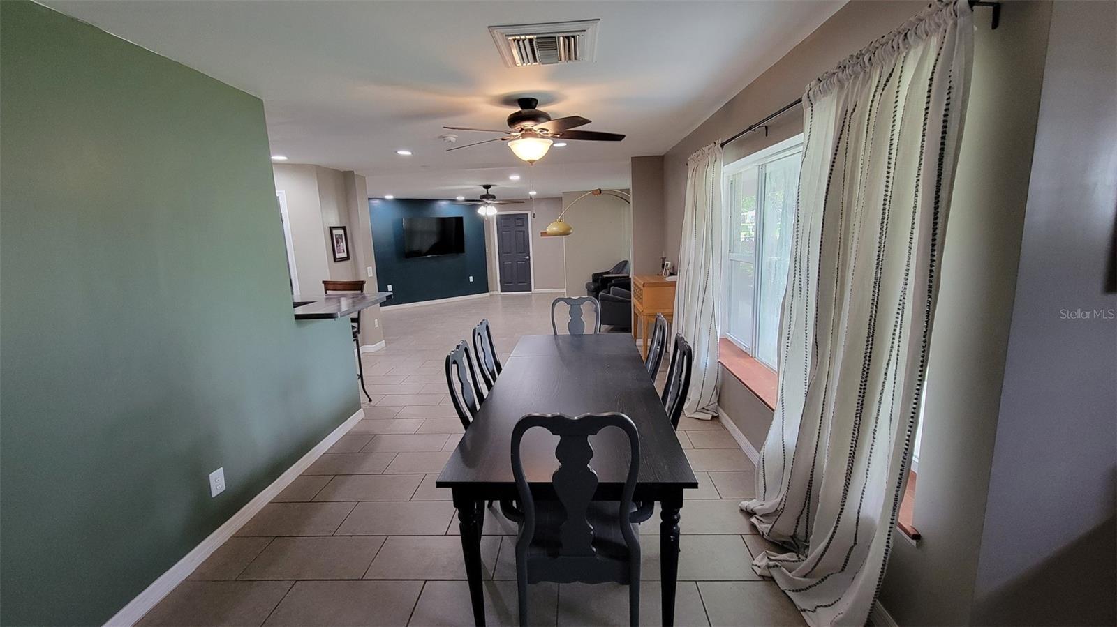 8013 N OLA AVE, TAMPA, FL, 33604