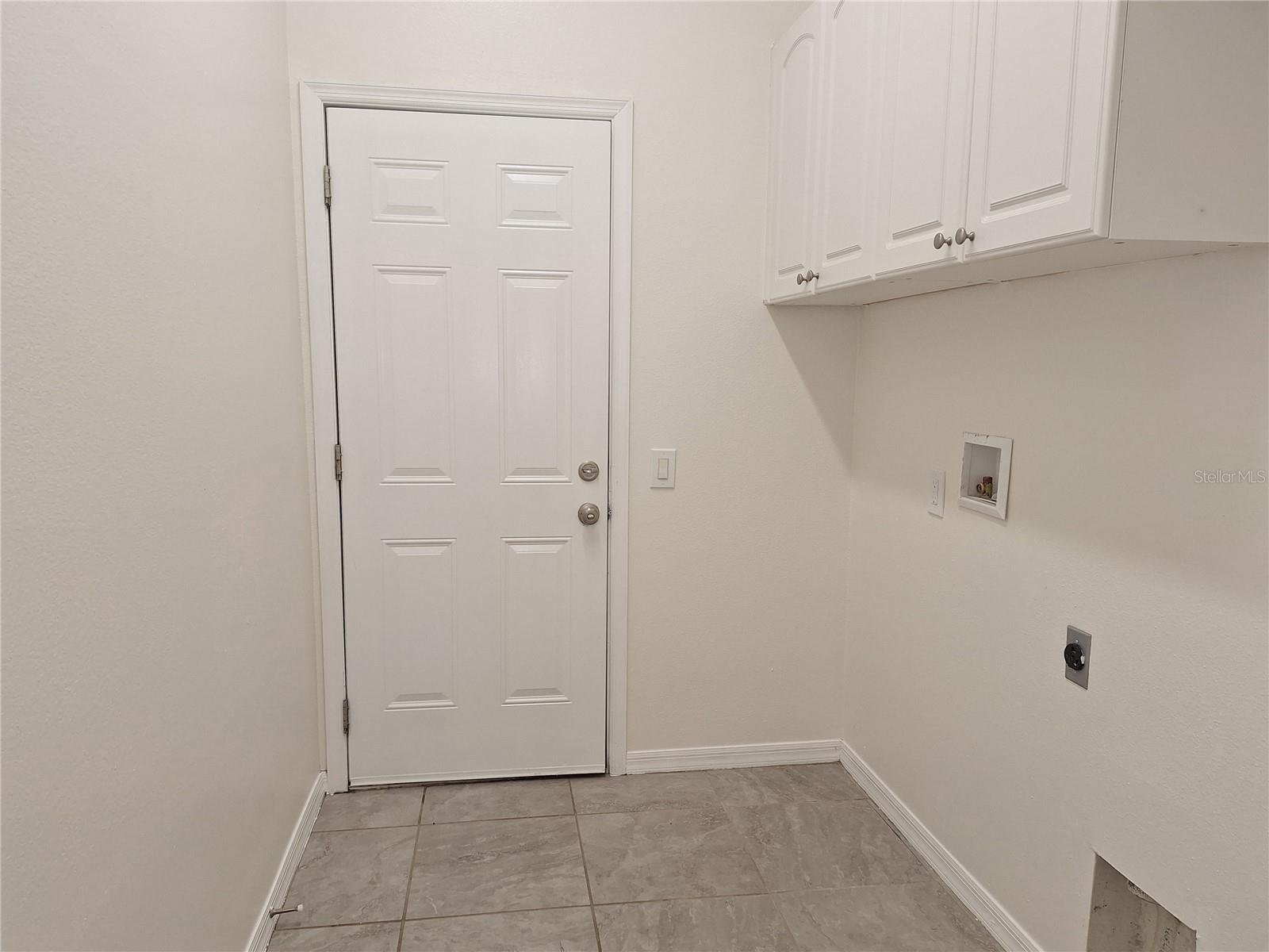 462 EQUINE DR, TARPON SPRINGS, FL, 34688