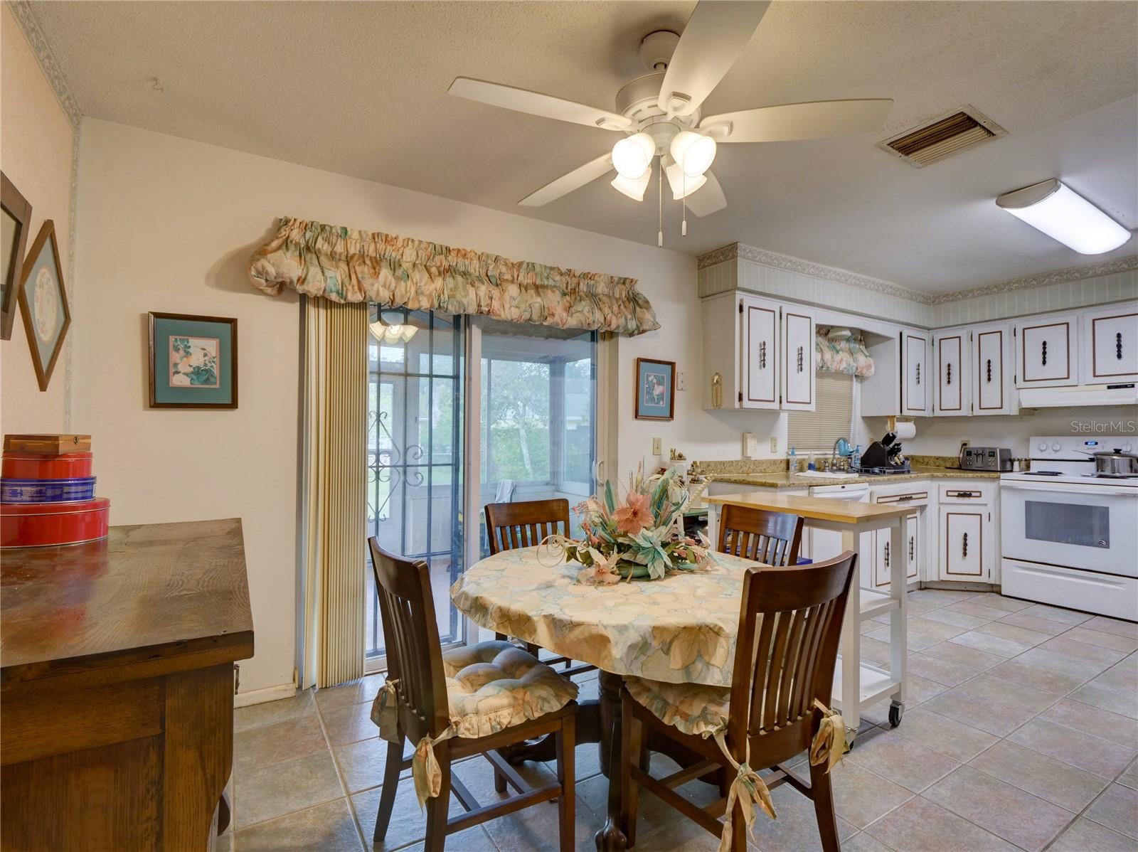 3706 LONDONDERRY BLVD, ORLANDO, FL, 32808
