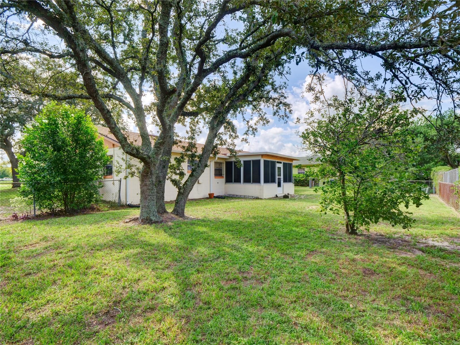 3706 LONDONDERRY BLVD, ORLANDO, FL, 32808